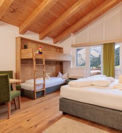 NEU Bärenblick image 1 - Familotel Tiroler Zugspitzarena Kaiserhof