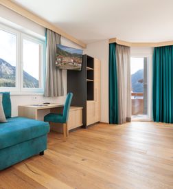 NEU Bärtrams Familienzimmer Plus image 6 - Familotel Tiroler Zugspitzarena Kaiserhof