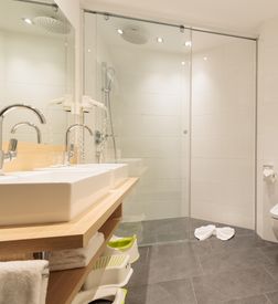 NEU App. Waldruhe I 50 qm - 2 Raum image 3 - Familotel Tiroler Zugspitzarena Kaiserhof