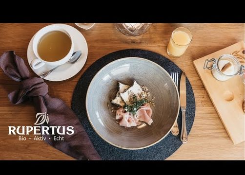 Biohotel Rupertus: Imagevideo Frühstück - Biohotel Rupertus, Leogang, Salzburg, Österreich