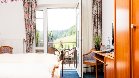 Doppelzimmer mit Balkon