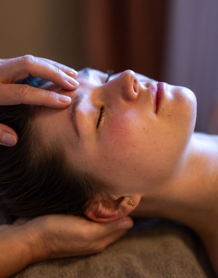 Relax-Gesichts- & Kopfmassage - Tanneck