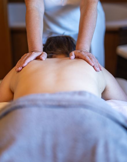 Anti-Stress-Wellness-Massage 25 min Rücken und Beine - Tanneck