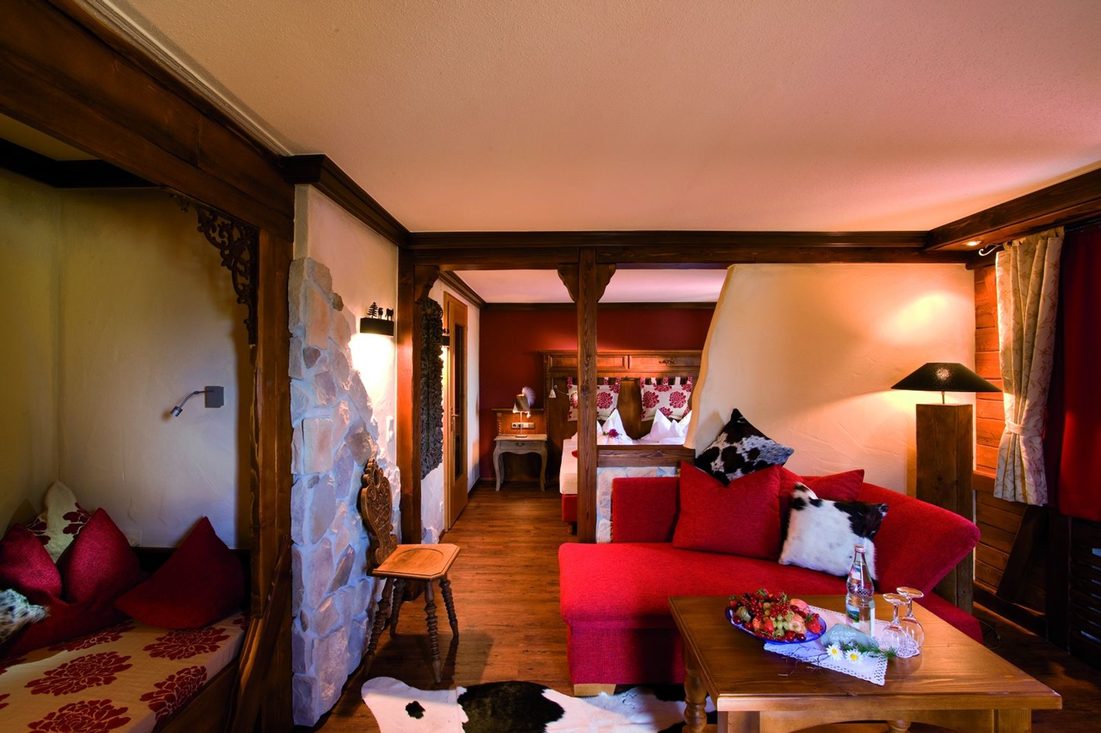 ZimmerdetailStadl - SuitenTalseite mit Panoramablick image 3 - Allgäuhotel Tanneck