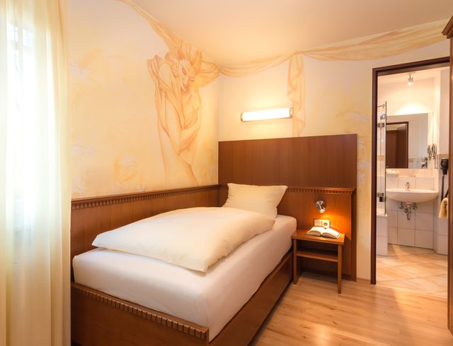 Hotel Room: Single room - Wirthshof 