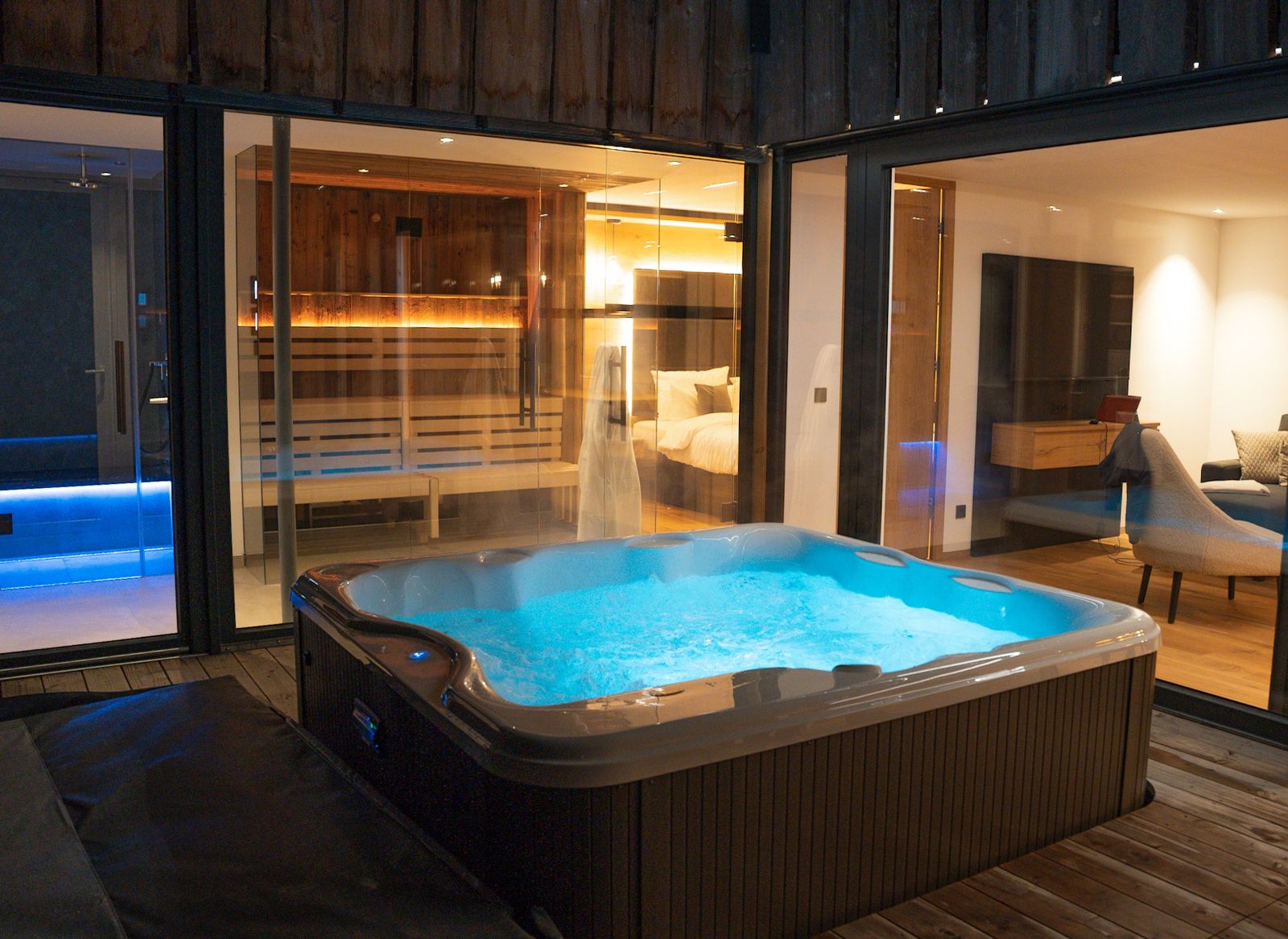 SPA Chalet Plus image 4 - Wirthshof Resort