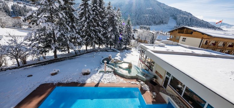 Thermenwelt Hotel Pulverer: Ski und Therme