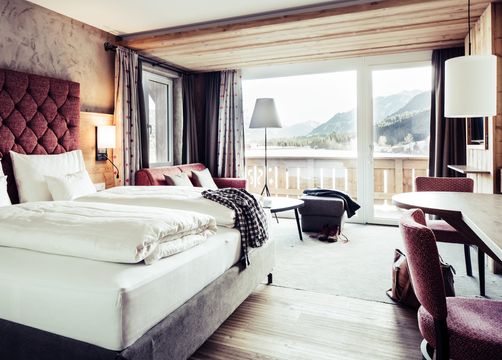 Nature room Talblick (1/4) - Natur- & Biohotel Bergzeit