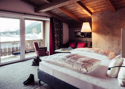 BIO HOTEL Bergzeit: Zimmer Schwalbennest - Natur- & Biohotel Bergzeit, Zöblen, Tirol, Österreich