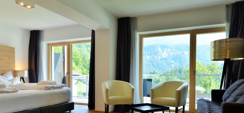 DAS GRASECK - mountain hideaway & health care: Panorama Junior Suite sunny side with balcony image #1