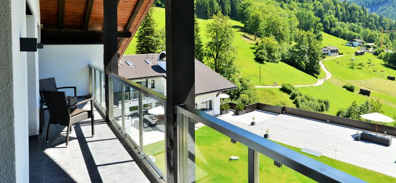 DAS GRASECK - mountain hideaway & health care: Suite with SAUNA, roof terrace and balcony (own floor) image #9