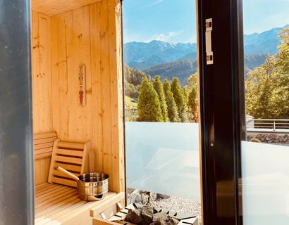DAS GRASECK - mountain hideaway & health care: SPA Suite with private sauna and terrace