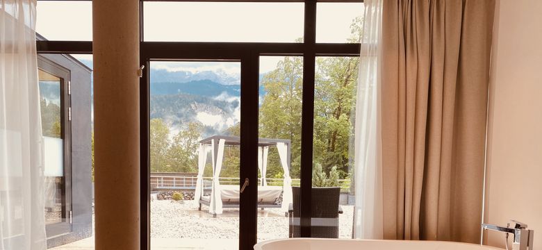 DAS GRASECK - mountain hideaway & health care: SPA Suite with private sauna and terrace image #3