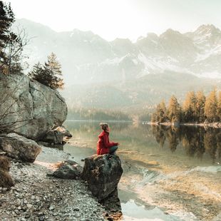 Offer: Shortweek-Special: 4=3 - Eibsee Hotel