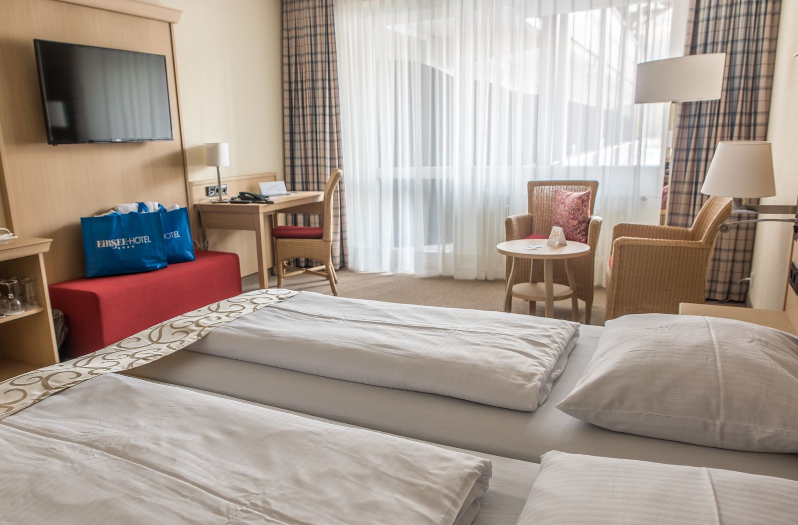 Doppelzimmer Eibsee Classic image 3 - Eibsee Hotel