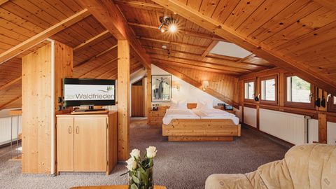 DoppelzimmerDachstudio