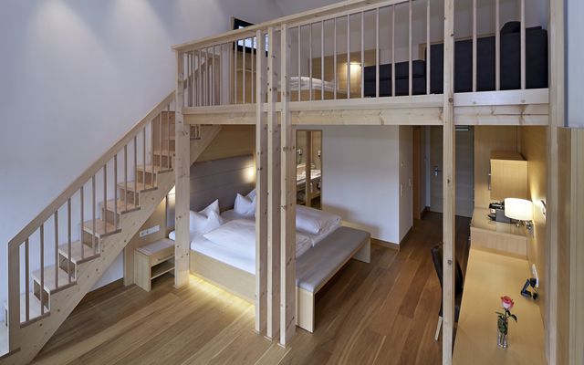 JuniorsuitePanorama Family thumbnail 1 - derWaldfrieden naturparkhotel