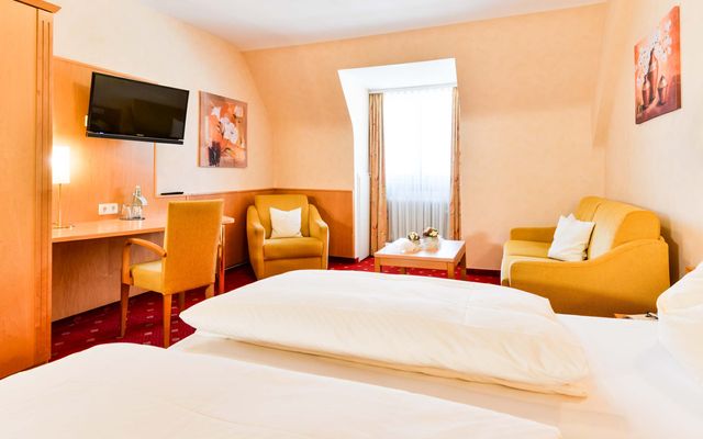 Hotel Room: Stork room - Hotel Sonne Gengenbach