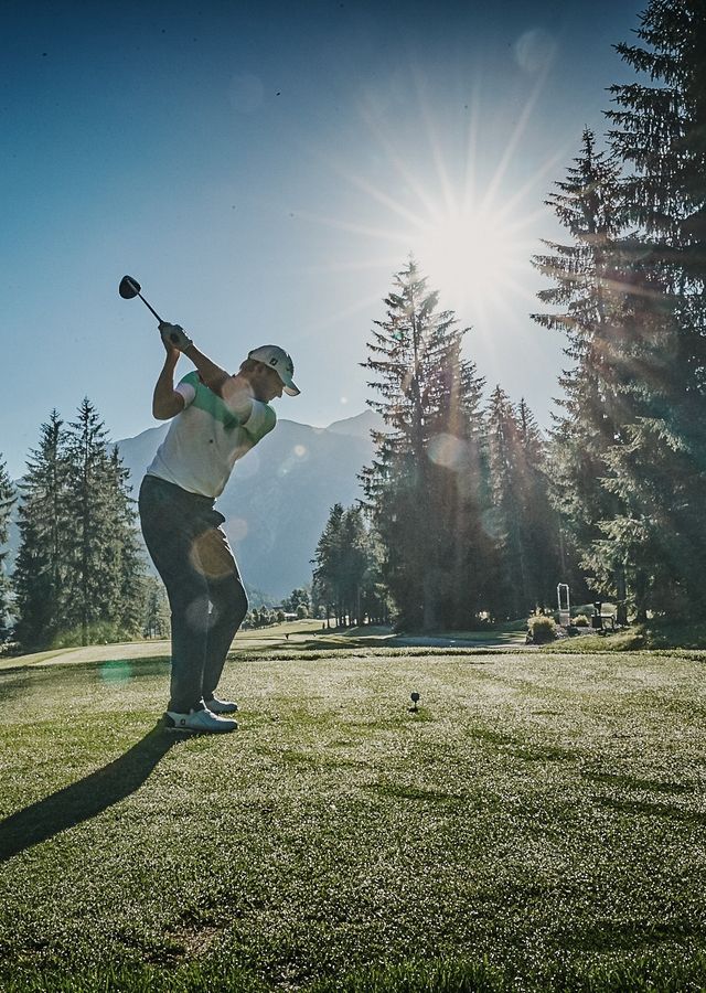 Angebot: HOLE IN ONE  - DAS KRONTHALER****S
