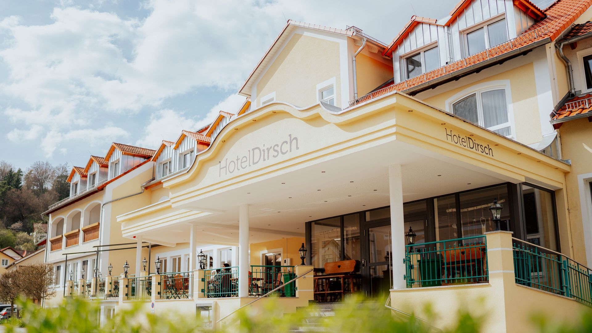 Hotel Dirsch, Emsing