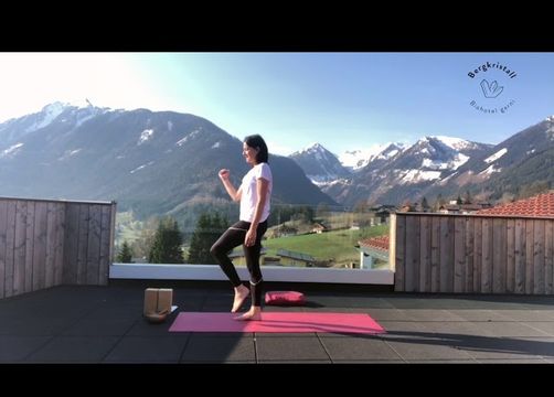 BIO HOTEL Bergkristall: Imagevideo Detox Yoga - Bio- & Yogahotel Bergkristall, Schladming, Steiermark, Österreich