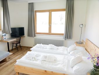  Double room time-out garden - Bio- & Yogahotel Bergkristall