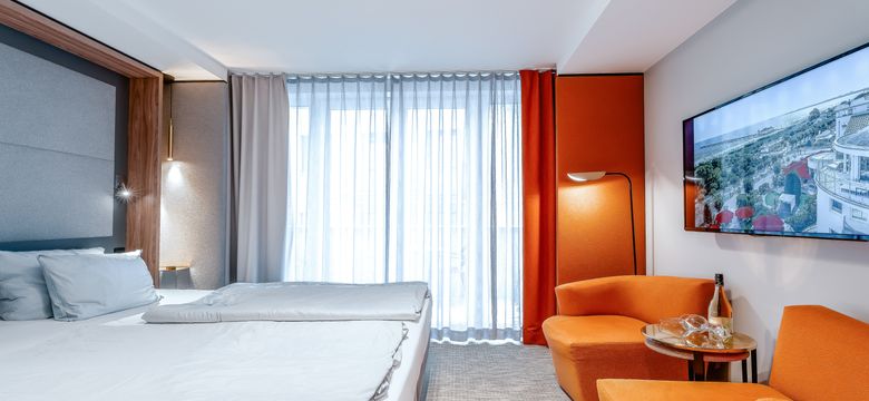 DAS AHLBECK HOTEL & SPA: Doppelzimmer seitlicher Seeblick vom Balkon Typ 9a image #7