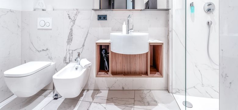 DAS AHLBECK HOTEL & SPA: Doppelzimmer seitlicher Seeblick vom Balkon Typ 9a image #16
