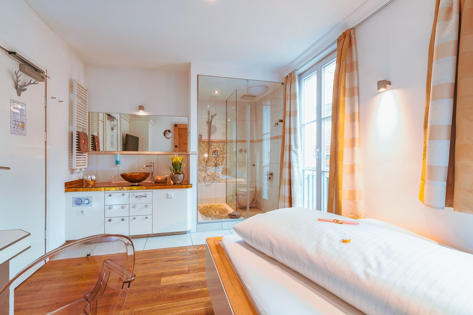 einzelzimmer_wellroom_yachthotel_helvetia_lindau_bodensee-002
