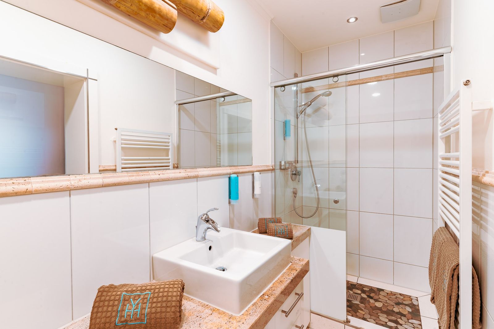 wellroom_doppelzimmer_badezimmer_yachthotel_helvetia_lindau_bodensee