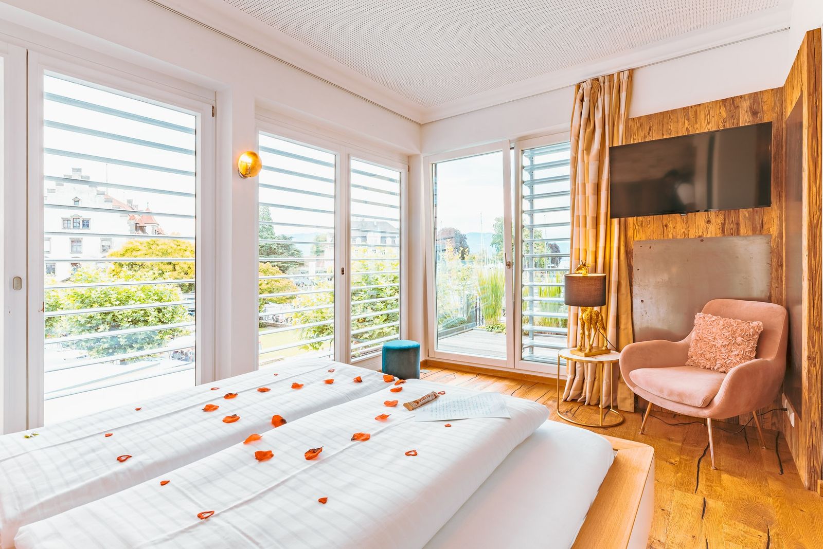 swiss_mountain_suite_yachthotel_helvetia_lindau_bodensee