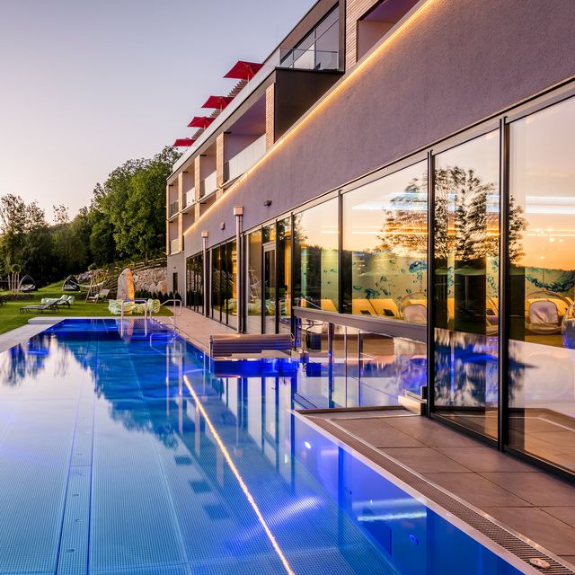 Wellness, Kuscheln & Glücksmomente Hüttenhof - Wellnesshotel  & Luxus-Bergchalets in Grainet, Bayern, Deutschland