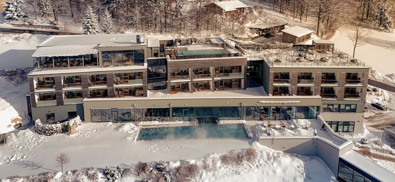 Hüttenhof - Wellnesshotel & Luxus-Bergchalets: Liebesgeflüster 2026
