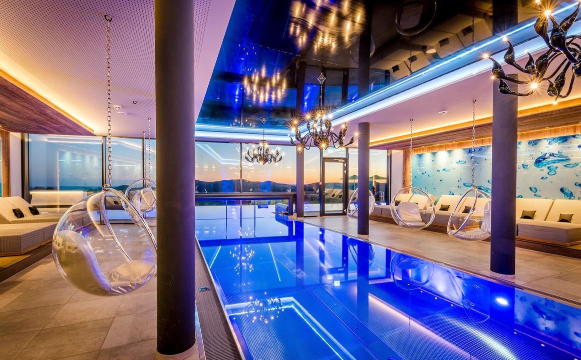 Wellness, Kuscheln & Glücksmomente-Hüttenhof - Wellnesshotel & Luxus-Bergchalets ****S in Grainet, Bayern, Deutschland - Bild #1