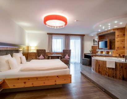 Hüttenhof - Wellnesshotel & Luxus-Bergchalets: Wohlfühlzimmer Harmonie Deluxe