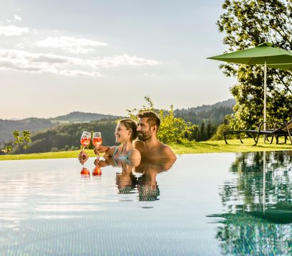 Angebot: Wellness Date 2027 - Hüttenhof - Wellnesshotel  & Luxus-Bergchalets ****S