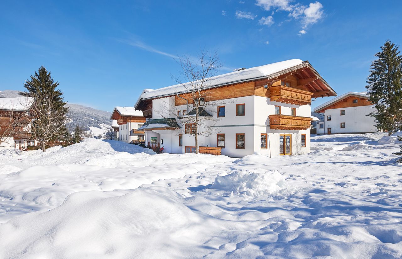 Skifahren Sportwelt Amade Familienhotel Sonnberg