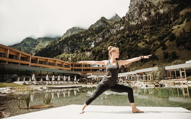 Yoga am See