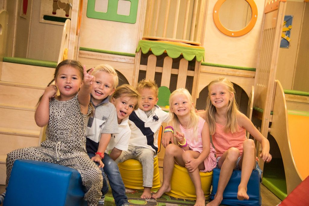 Familienurlaub mit Kinderbetreuung - Familienhotels.de