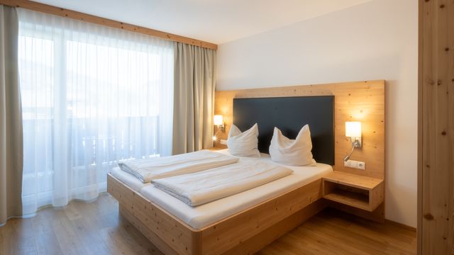 Doppelzimmer mit Verbindungstür