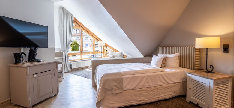 Romantischer Winkel - RoLigio® & Wellness Resort - Pearls by Romantik: Single Room "Turm Zimmer" image #1