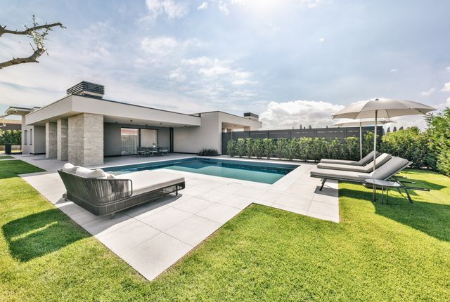 Lazise Pool Villa | Classique