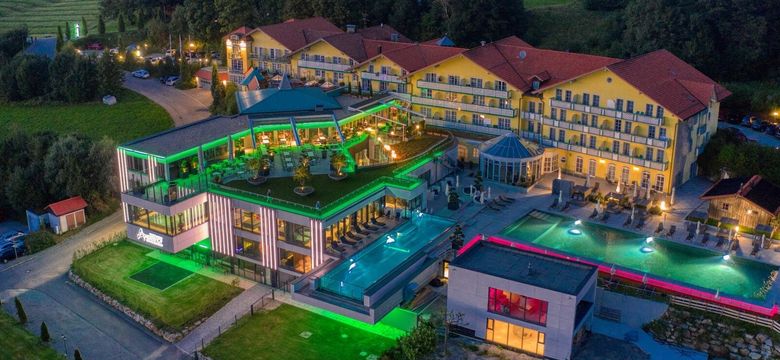 Sport- und Wellnesshotel Angerhof ****S: 5 = 4