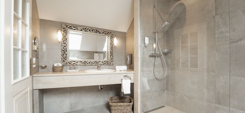 thermal retreat & wellness resort DAS MÜHLBACH: Kastaniensuite image #3