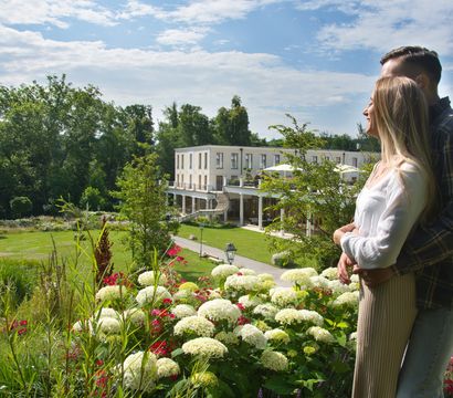 Schlosspark Mauerbach - Adults Only: The silence of the forest