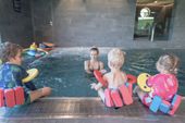 Gruppen Schwimmkurs für Anfänger ab 2 Jahren