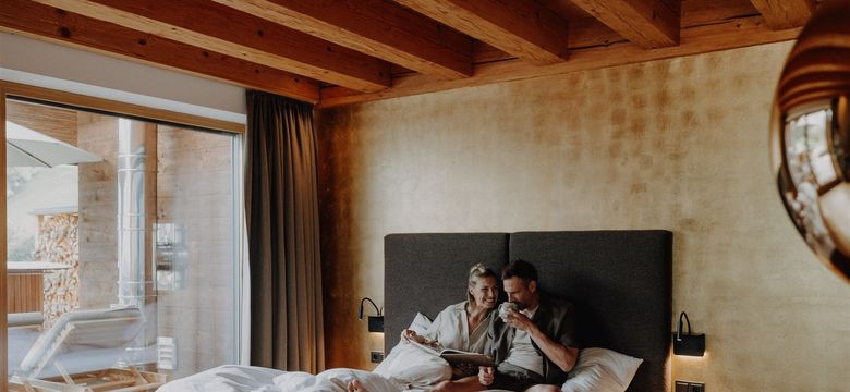 DAS.GOLDBERG: Golden.Bliss