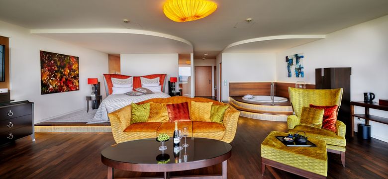 Spa & Genuss Resort Der Birkenhof : Luxus Suite 92qm mit Balkon image #1