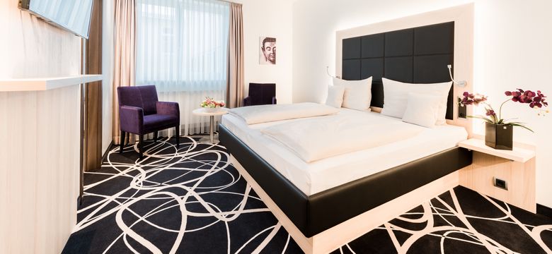 Sieben Welten Hotel & Spa Resort: Superior double room image #1
