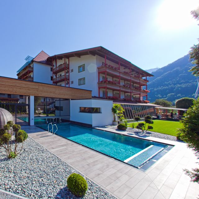Familiäres Wellnesshotel Truyenhof in Ried im Oberinntal, Tirol, Österreich